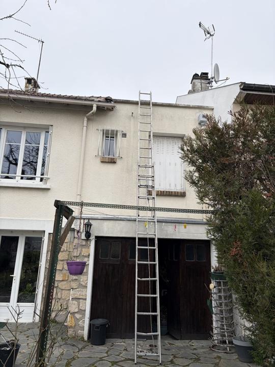 Intervention sur une petite toiture