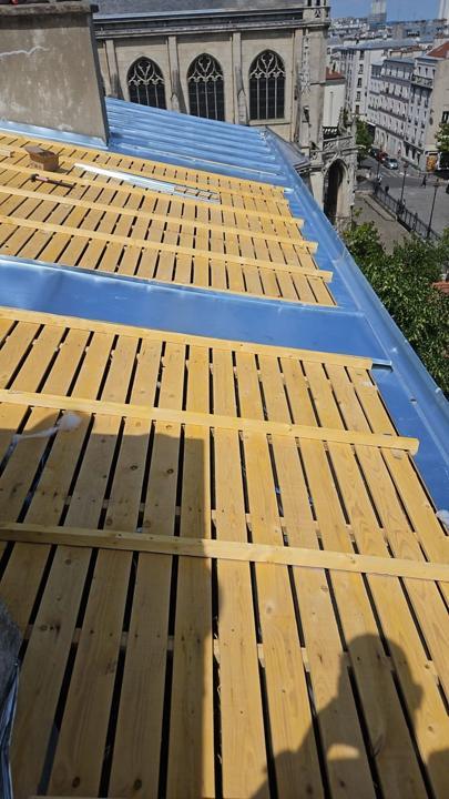 Couverture zinc sur voliges